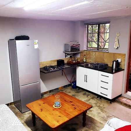 13 @ Rhinoroad Nelspruit Apartment Mbombela Bagian luar foto
