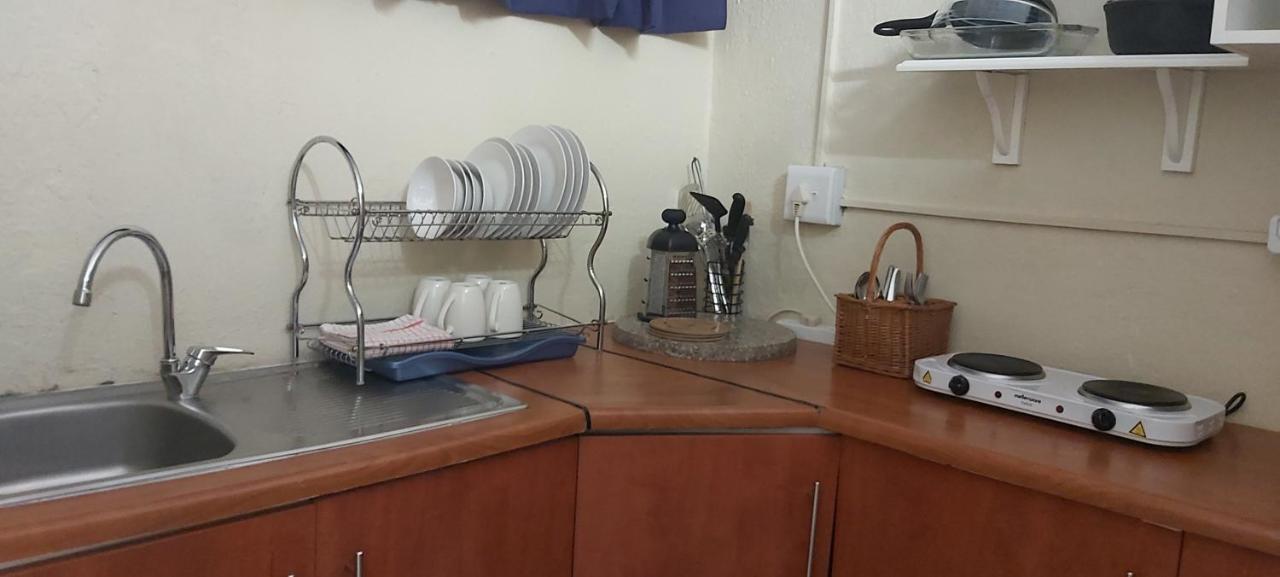13 @ Rhinoroad Nelspruit Apartment Mbombela Bagian luar foto
