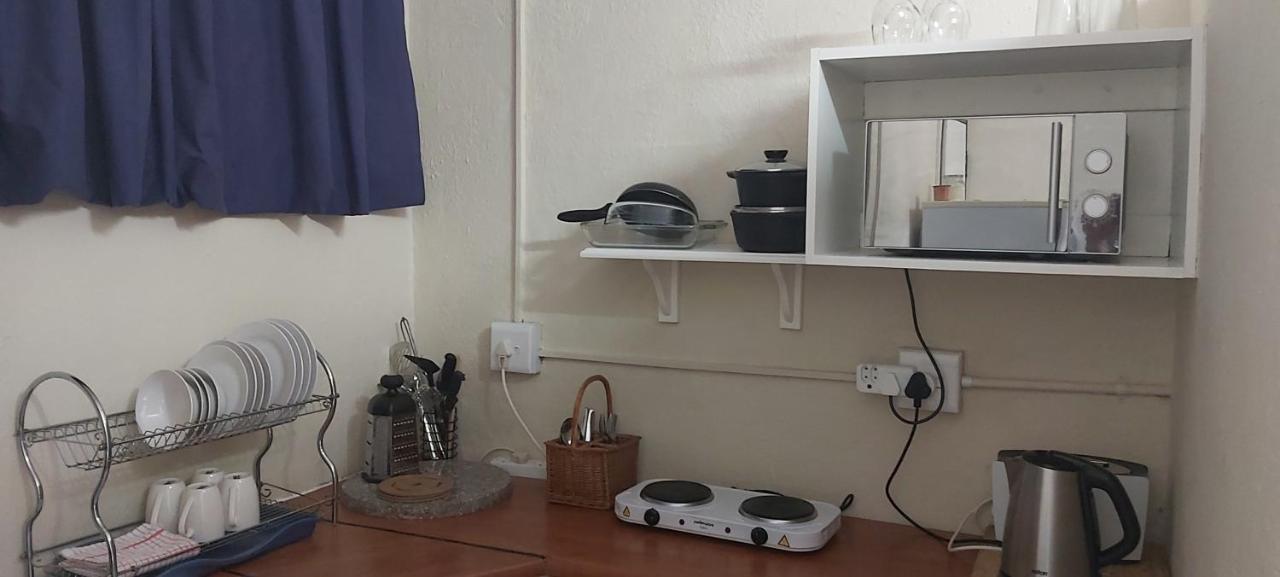 13 @ Rhinoroad Nelspruit Apartment Mbombela Bagian luar foto