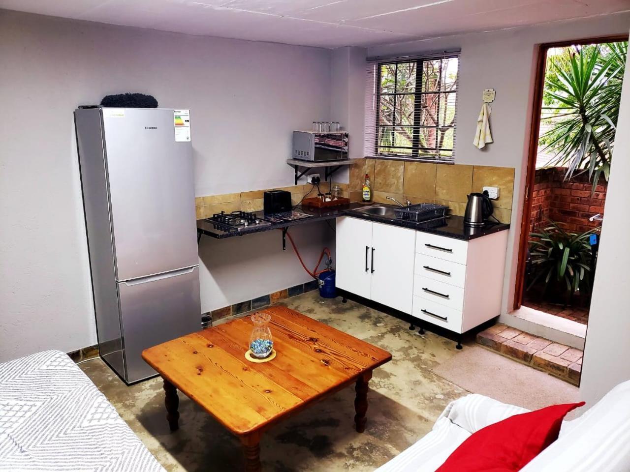 13 @ Rhinoroad Nelspruit Apartment Mbombela Bagian luar foto