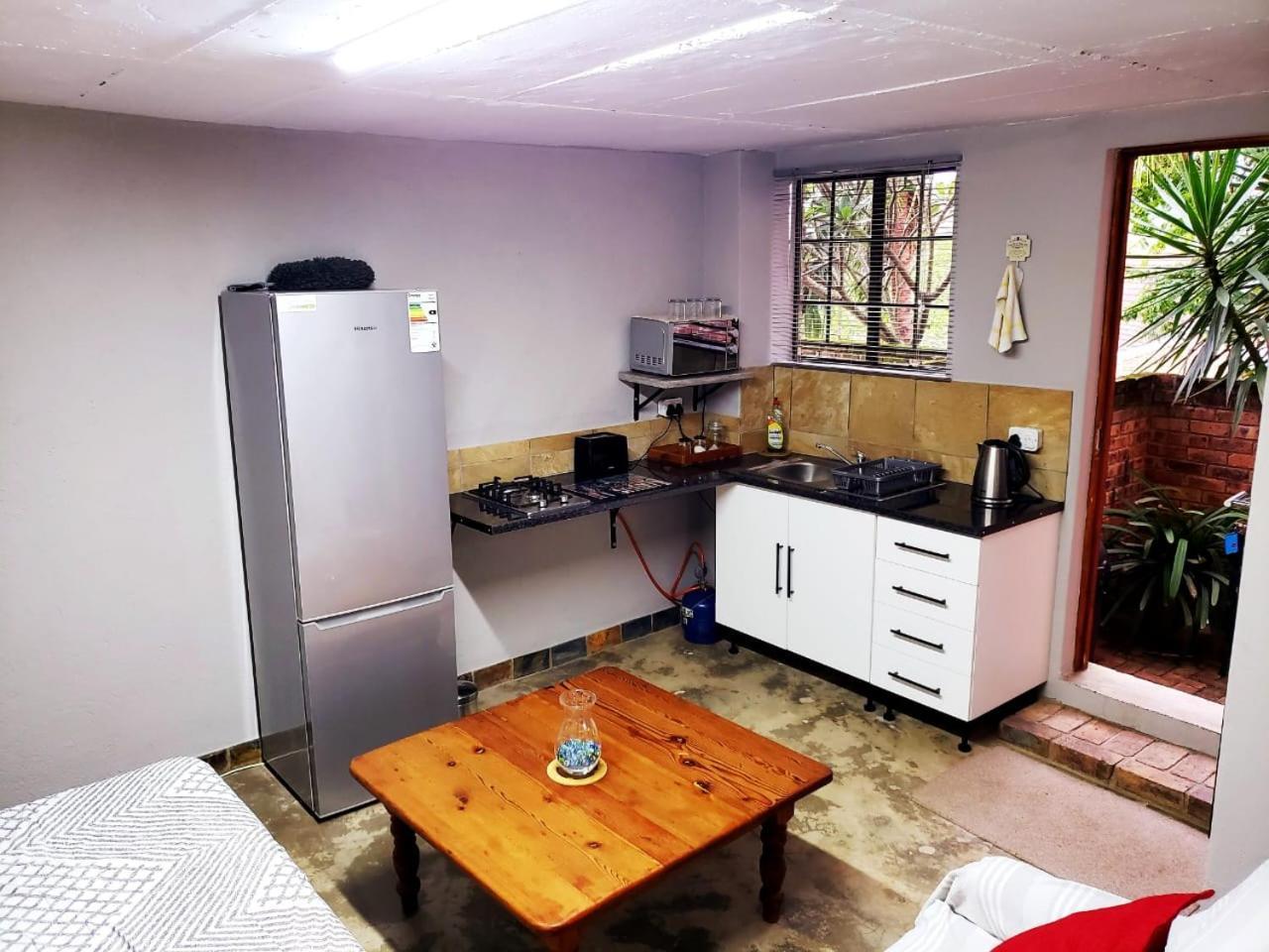 13 @ Rhinoroad Nelspruit Apartment Mbombela Bagian luar foto